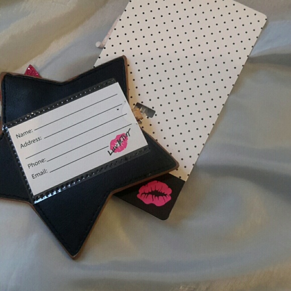 Betsey johnson luggage tag NWT - Picture 2 of 2